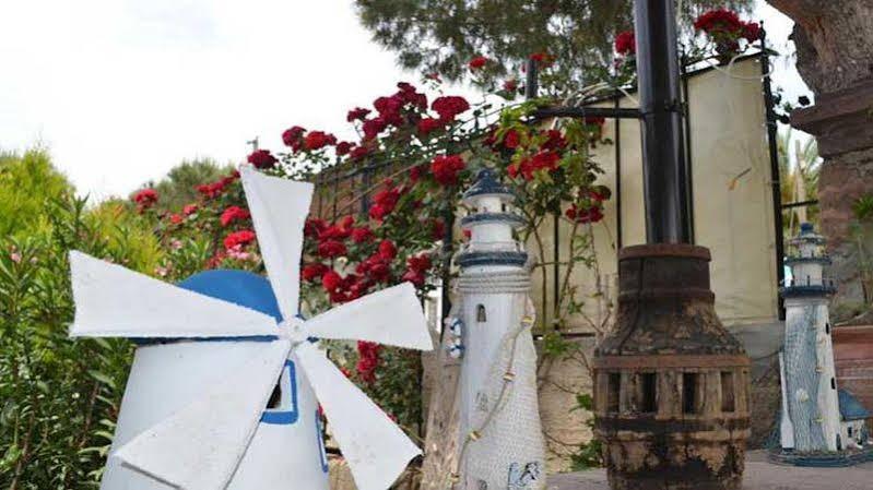 Guzelyali Hotel Ayvalik Exterior photo